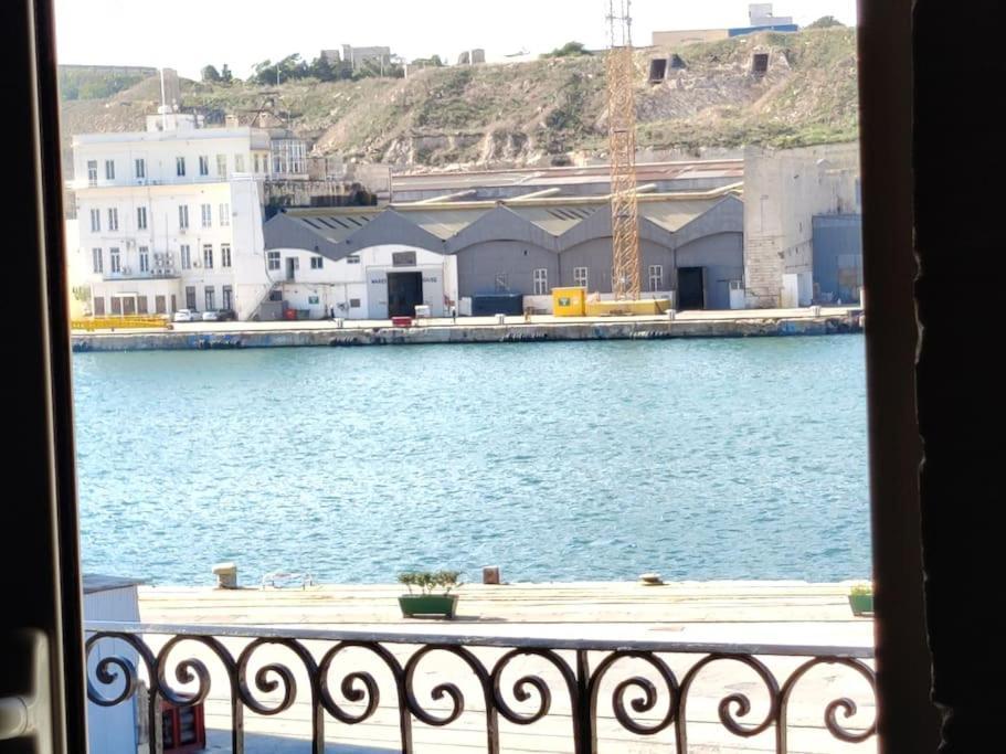 Deck 3 Savynomad Harbour Residences Wow Views Cospicua Eksteriør bilde